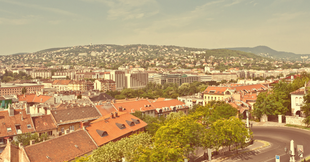 Kormányzati beavatkozás és piaci reakciók: a budapesti lakáspiac változásai 2016–2025 között